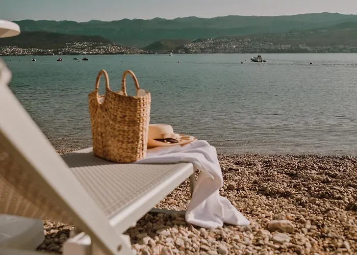 Sea Side Mobile By Interhome Vikendica