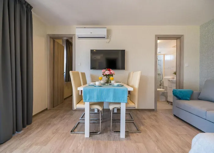 Vikendica Sea Side Mobile By Interhome